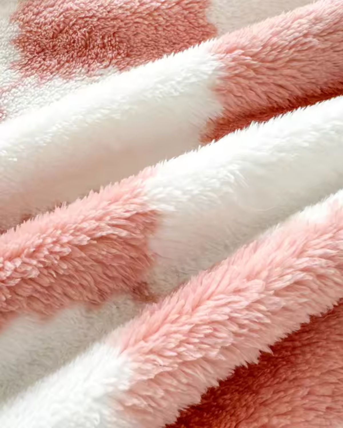 Mid-Century Linen-Shade Throw Blanket — view 5