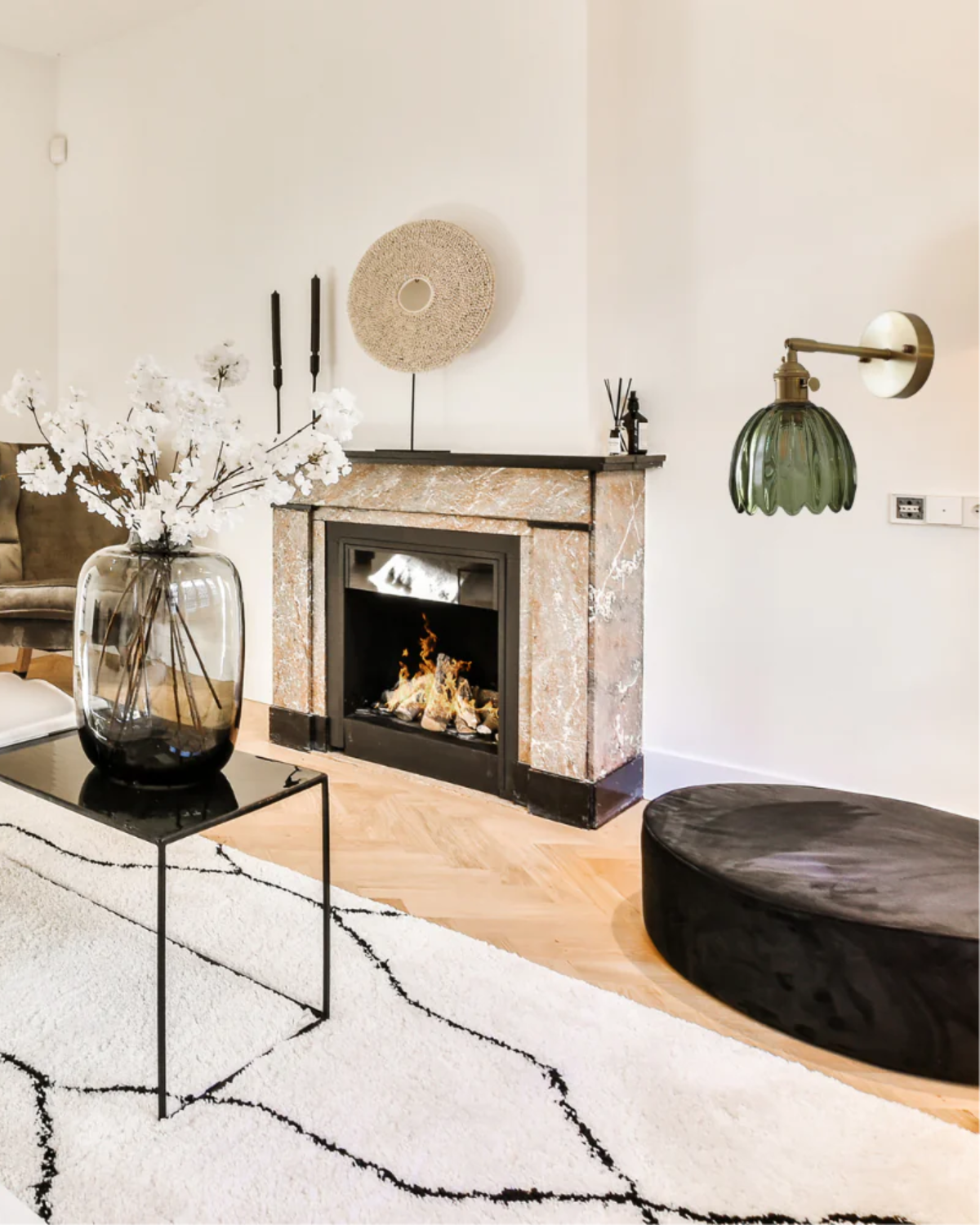Minimalist Brass Table Lamp — view 18
